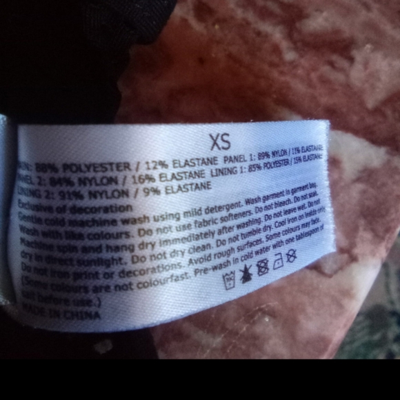 Lunair Australia sports bra - Picture 5 of 5